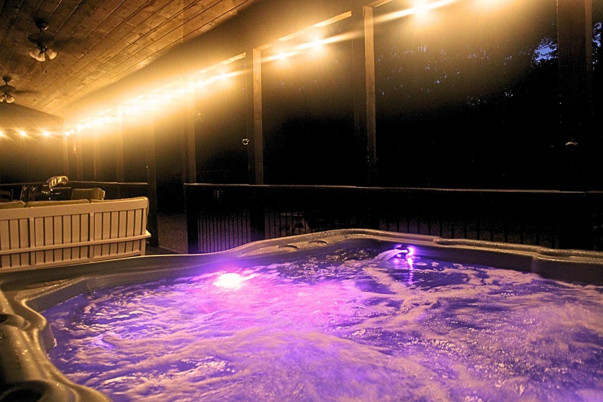 4Br/3Bth Family Cabin With A Hot Tub, Sleeps 14 Broken Bow Zewnętrze zdjęcie